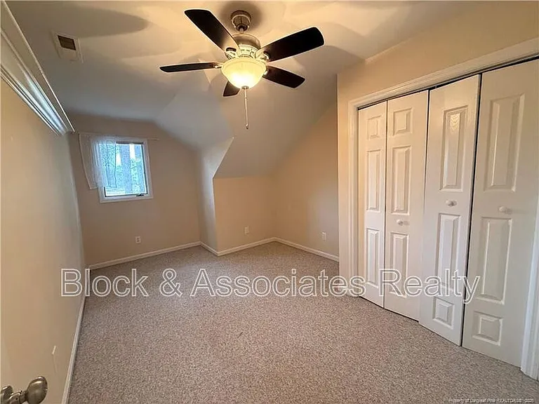 1165 Greenbriar Dr — Photo 19