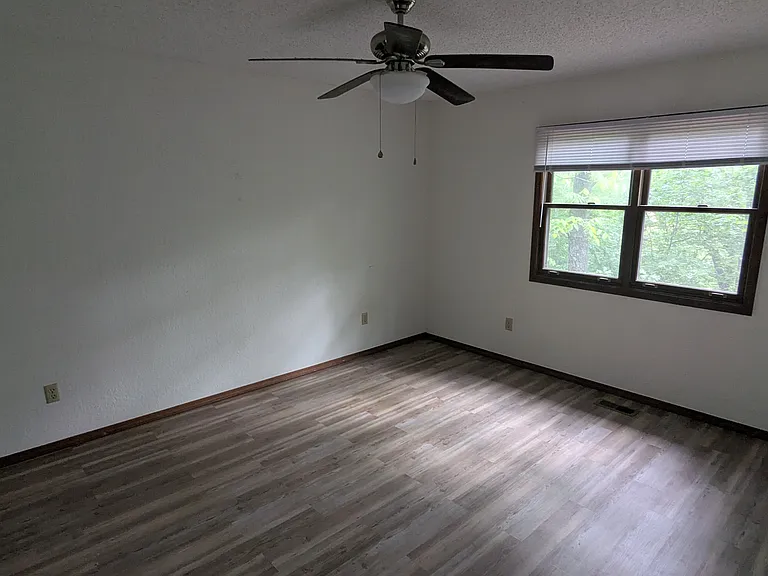 42 Sandwick Dr — Photo 11