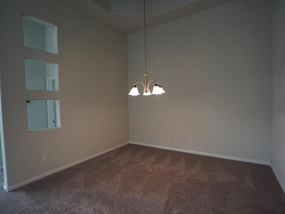 5th image of 509 Hendelson Ln