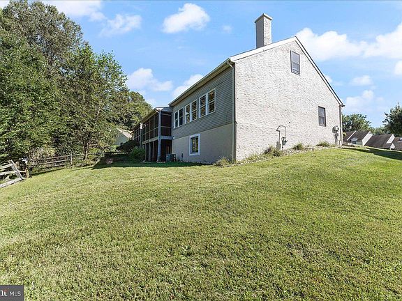 4th image of 88 Chandler Ct