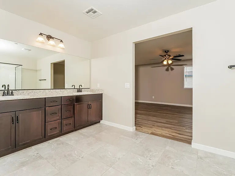 7469 Opal Star St — Photo 11