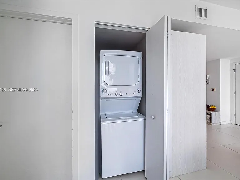 501 NE 31st St #3009 — Photo 7