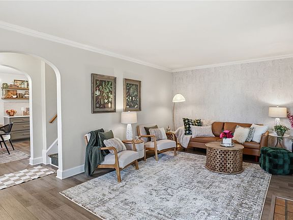 5th image of 53 Hedgegarth Dr
