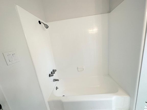 4th image of 13760 Bessemer St #6