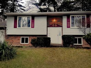 1765 Hamlet Dr, Ypsilanti, MI 48198