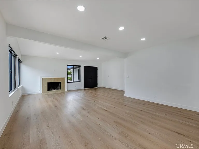 5402 Jefferson St — Photo 21