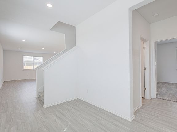 5th image of 2516 Windle Ln