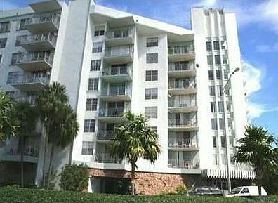 4th image of 6801 Indian Creek Dr APT 303