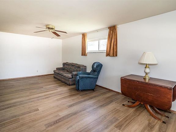 3rd image of 4320 Sunerest Dr