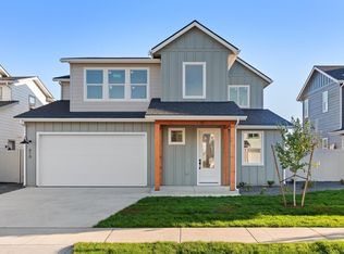 610 Moscow St, Sandpoint, ID 83864