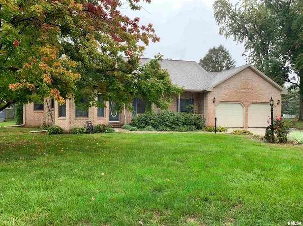 1111 3rd St, Lacon, IL 61540
