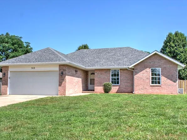 513 Pine Street, Willard, MO 65781