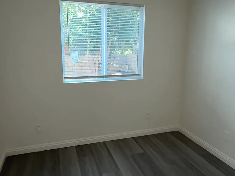 5035 Kensington Way #ADU — Photo 5