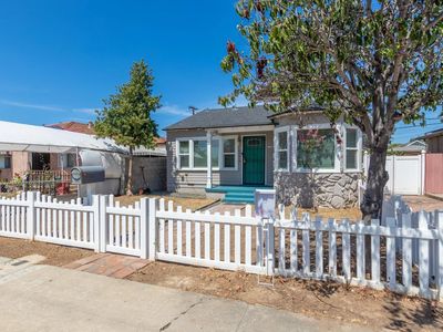 4274 Pepper Dr, San Diego, CA, 92105