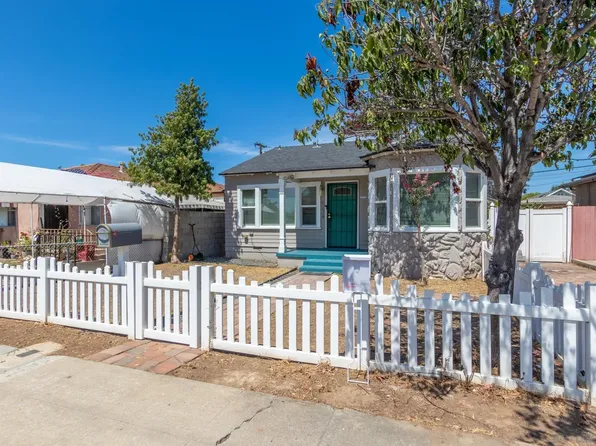 4274 Pepper Dr, San Diego, CA 92105