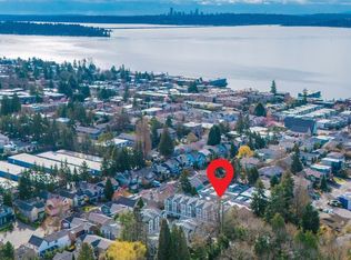 207 5th Pl S #4, Kirkland, WA 98033