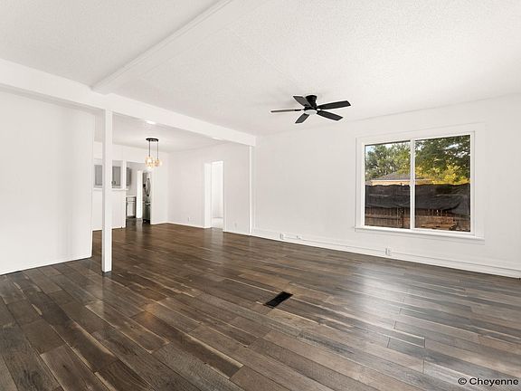 5th image of 1012 Richardson Ct