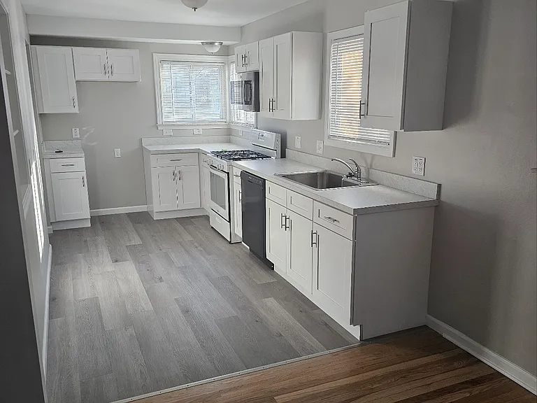 26539 Clarita — Photo 13