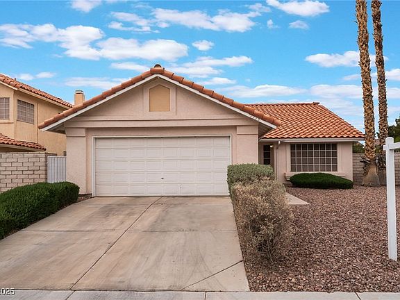 2nd image of 1335 Heather Oaks Way