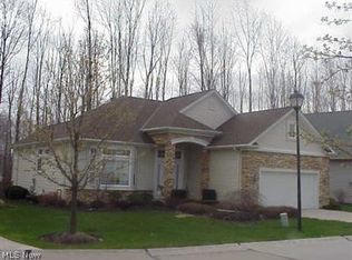 11305 S Forest Dr, Painesville, OH 44077