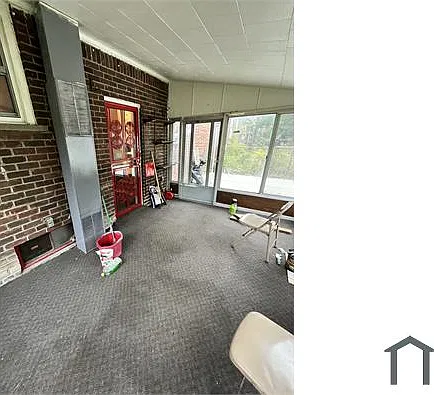 3 bed, $1,300 — Photo 3