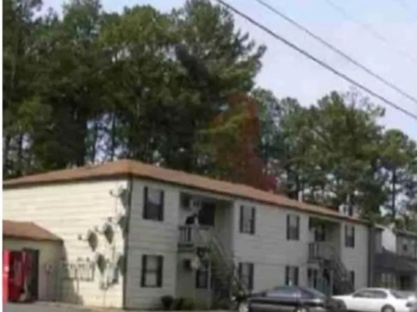 102 Pineview St, Albertville, AL 35950