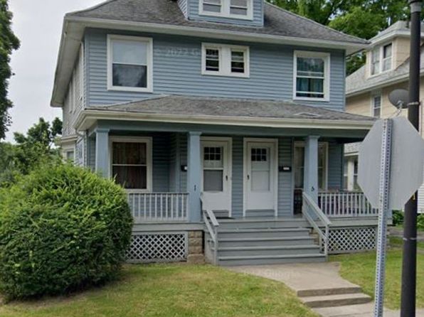 15 Ellicott St
