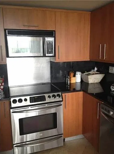 2 bed, 990 sqft, $1,750 — Photo 4