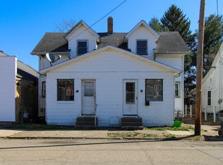 234 S Lawn Ave #234-230-232, Coshocton, OH 43812