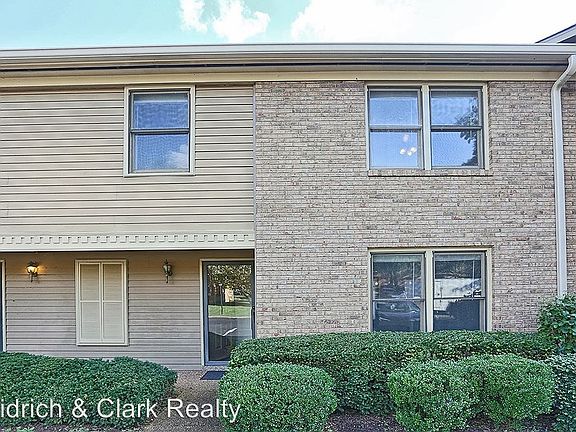 4th image of 221 Westfield Dr
