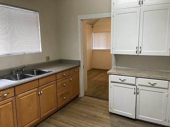 3rd image of 2656 C St