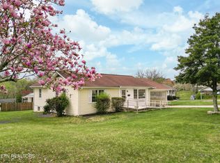 101 W Sheridan Pl, Oak Ridge, TN 37830