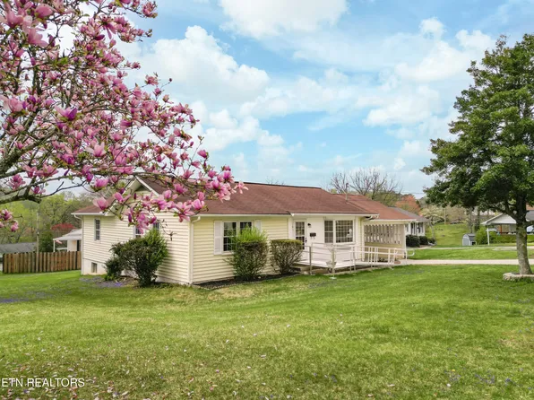 101 W Sheridan Pl, Oak Ridge, TN 37830