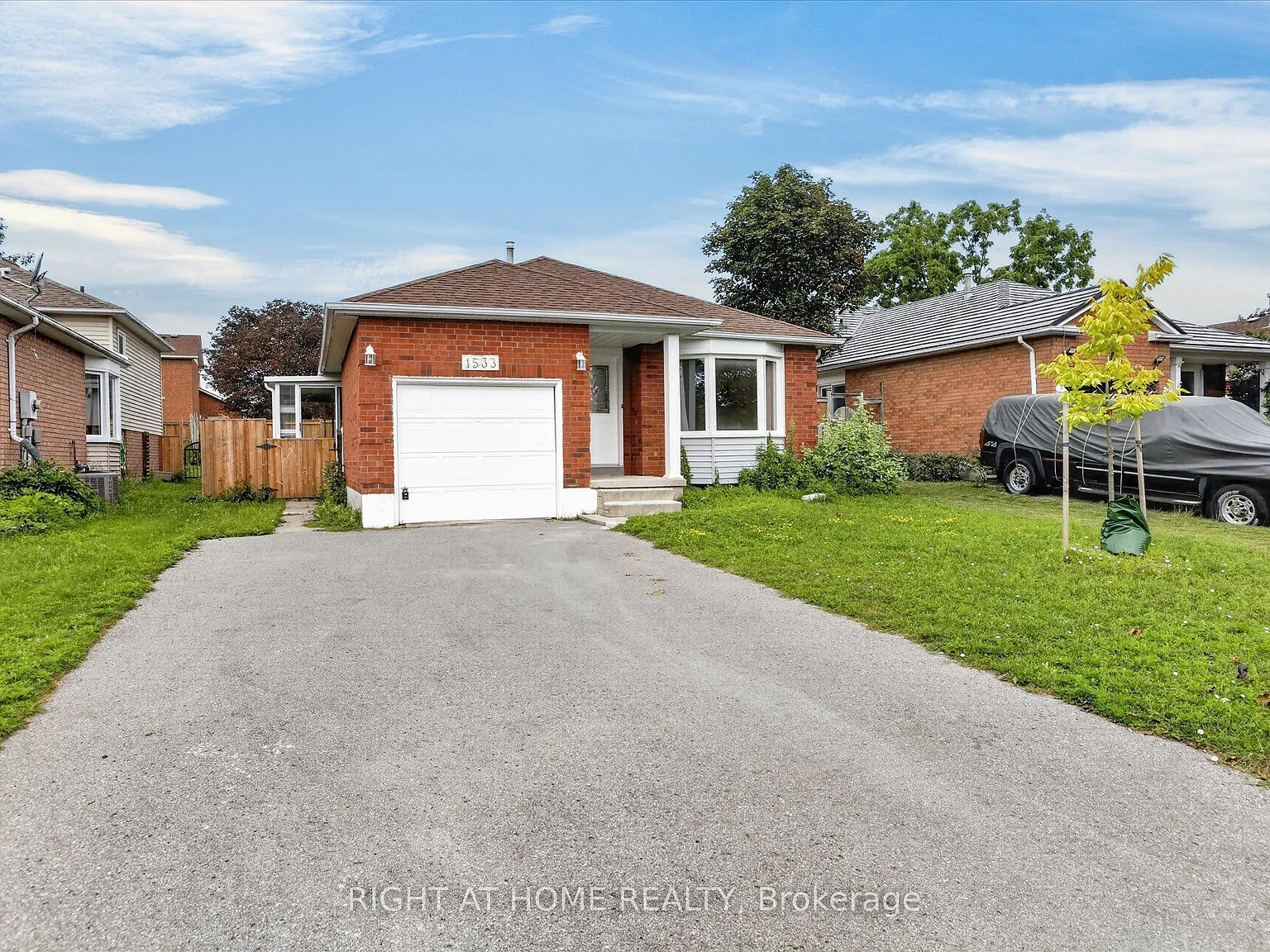 5 bed, $3,500 — Photo 2