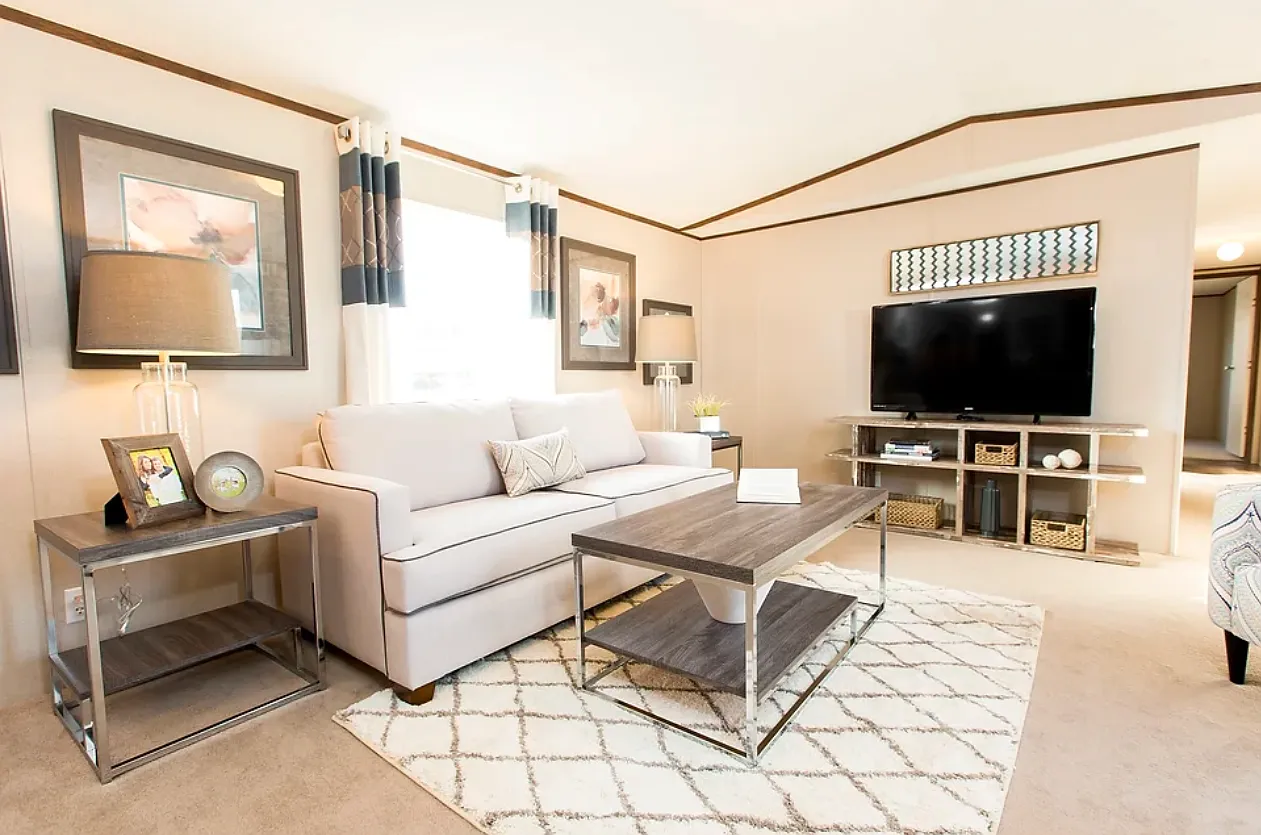 3 bed, 960 sqft, $1,006 — Photo 4