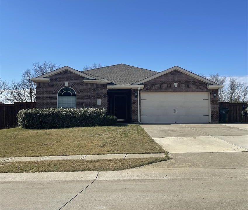 1st image of 1000 Primrose Dr