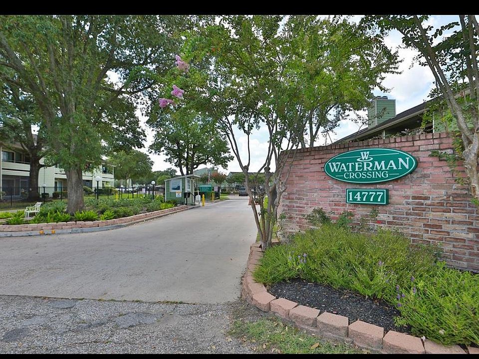 14777 Wunderlich Dr Watermann Crossing with pool and tennis court and easy access to I-45, 249 and I-99