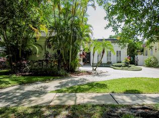 2912 W Wallcraft Ave, Tampa, FL 33611