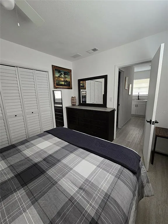3 bed, 2.0 bath, 1121 sqft, $1,200 — Photo 3
