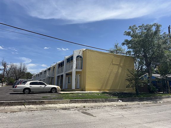 3rd image of 121 Victor St