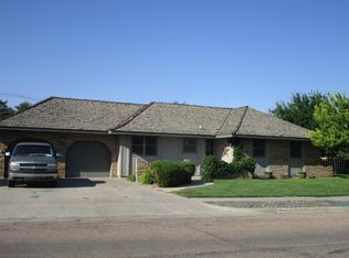 2430 Belmont Pl, Garden City, KS 67846