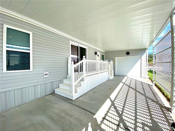 2nd image of 4812 Carnation Ave