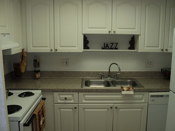 Updated Kitchens with Pantry