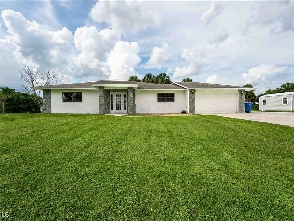 1st image of 1037 Caloosahatchee Dr