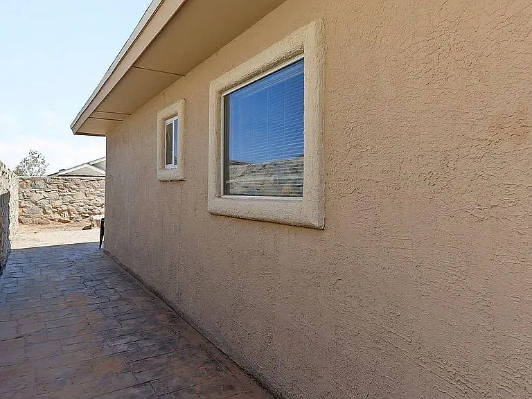 12761 Ramon Prieto — Photo 3