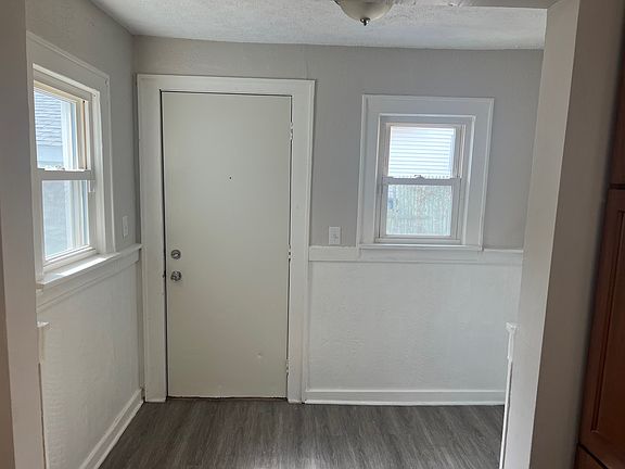 4th image of 1024 Avon St