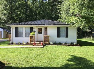 91 N Blue River Rd, Pekin, IN 47165