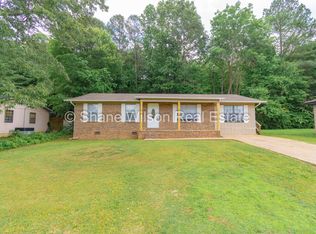 11 Carroll Ln, Rossville, GA 30741