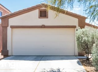 314 E Calle Puente Azul, Sahuarita, AZ 85629