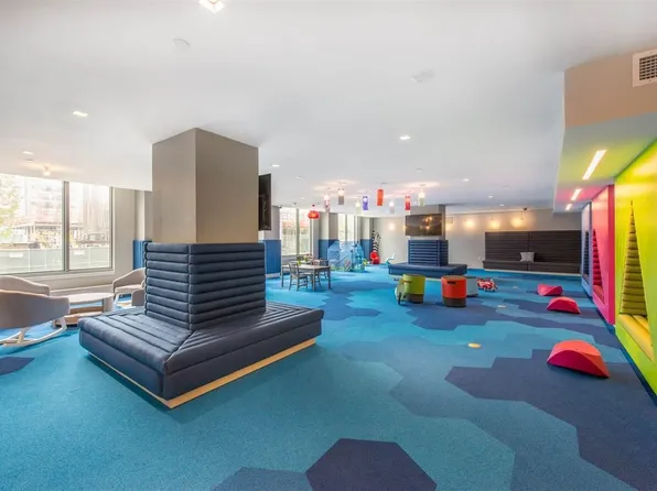 9 Avenue At Port Imperial image 45 of 47